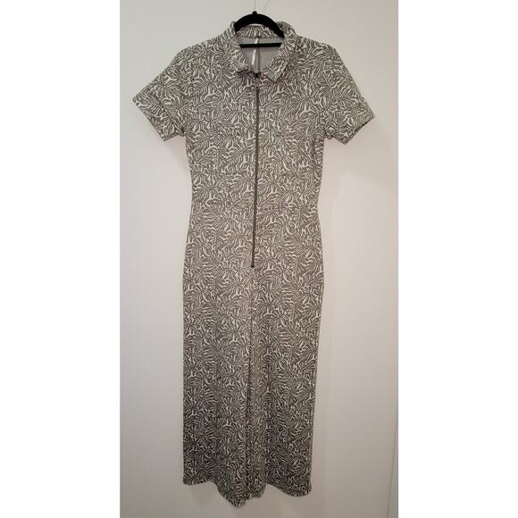 Free People Ellie Zip Front Palm Print Jumpsuit in Color Moss Size Small - Picture 2 of 12